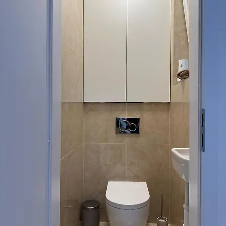Robotnicka - 2 Bathrooms, 2 Bedrooms