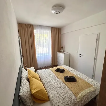 Robotnicka - 2 Bathrooms, 2 Bedrooms Apartman