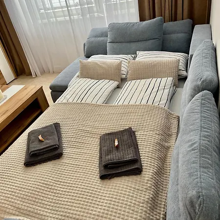 Robotnicka - 2 Bathrooms, 2 Bedrooms * Besztercebánya